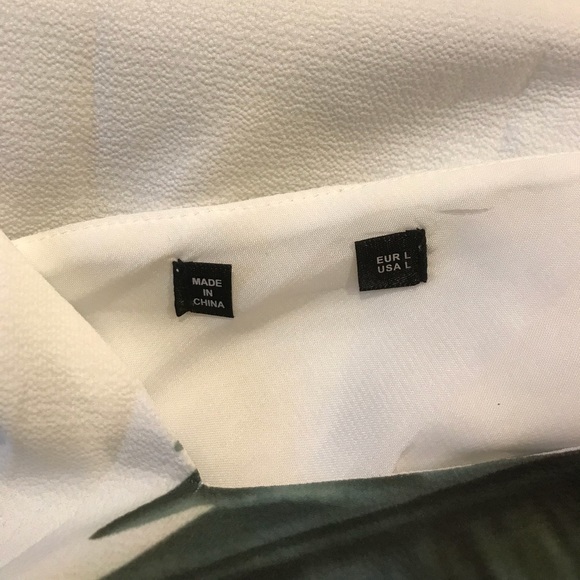 Tropical Palm Leaf Chiffon Tank Top - Picture 5 of 5